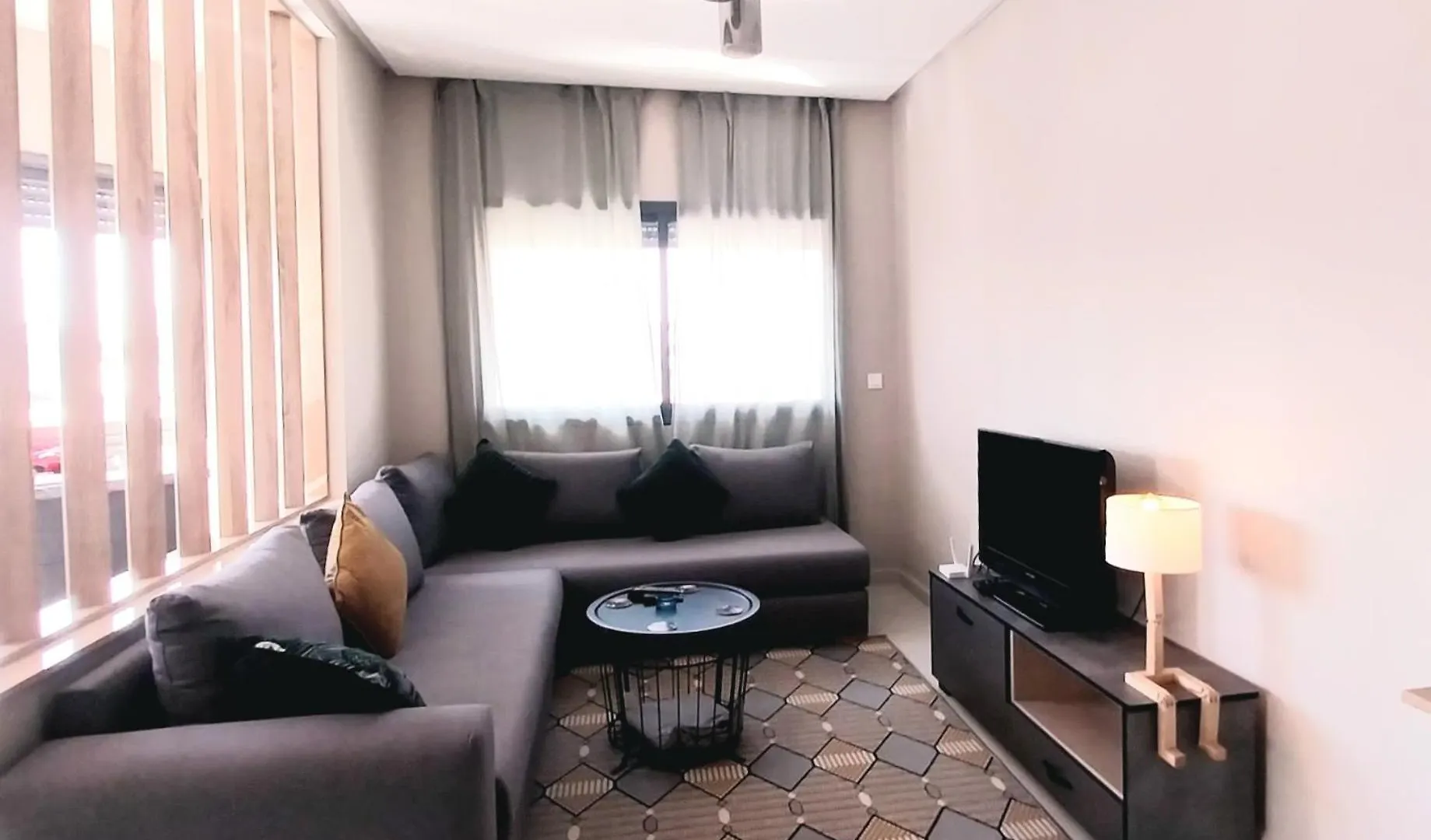 Beautiful Apartment Next To Airport Mohamed V Derroua